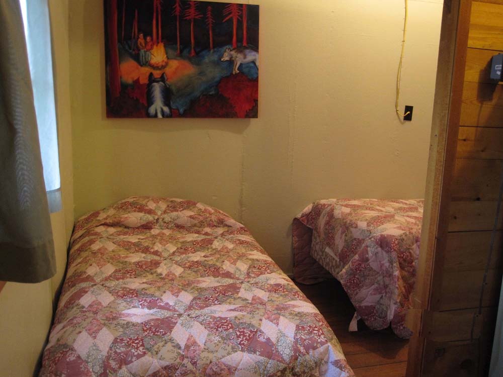wyoming cabin rental outfitter cabin picture
